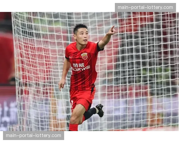 上海德比：海港1-1战平申花，武磊、路易斯分别建功